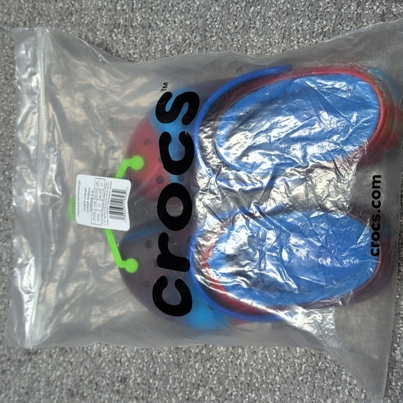 Crocs Red And Blue Tie Dye Kids Clogs NWT Size J1 - Picture 8 of 8